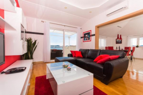 Отель Apartments Barba  Трогир